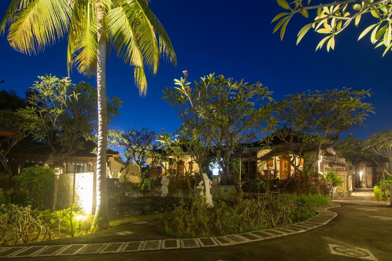Bali Taman Beach Resort & Spa Lovina Pabean Buleleng Εξωτερικό φωτογραφία